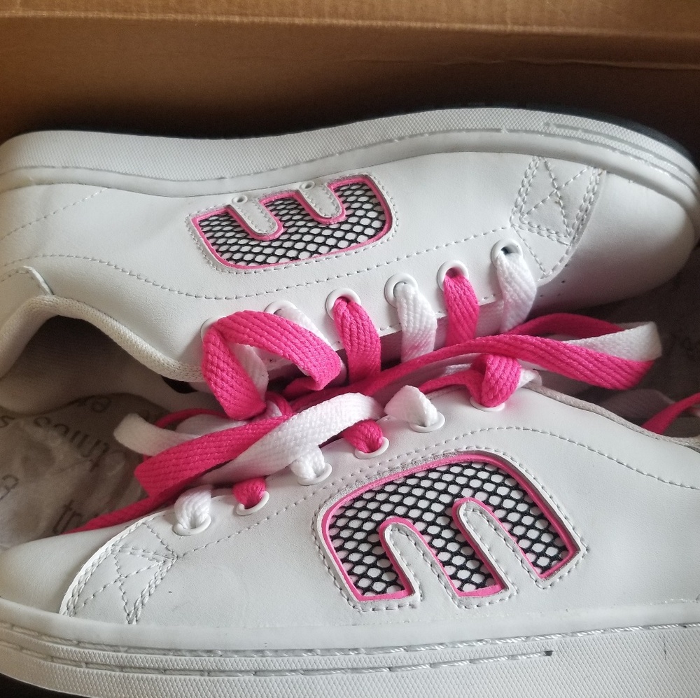 NWT Etnies Callicut Women's Sneakers Pink Blk Wht